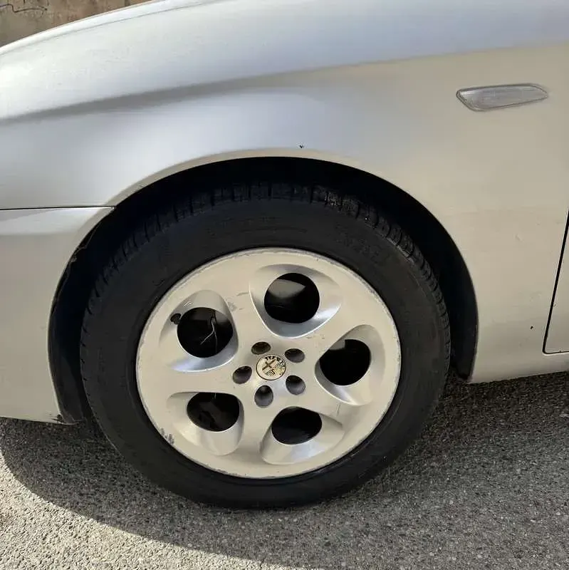Usata Alfa Romeo 147 116 CV (85 kW) 2003 Utilitaria