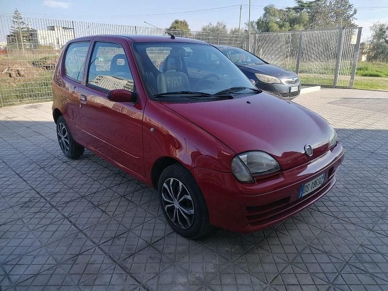 Usata Fiat Seicento 54 CV (39 kW) 2008 Rosso Utilitaria