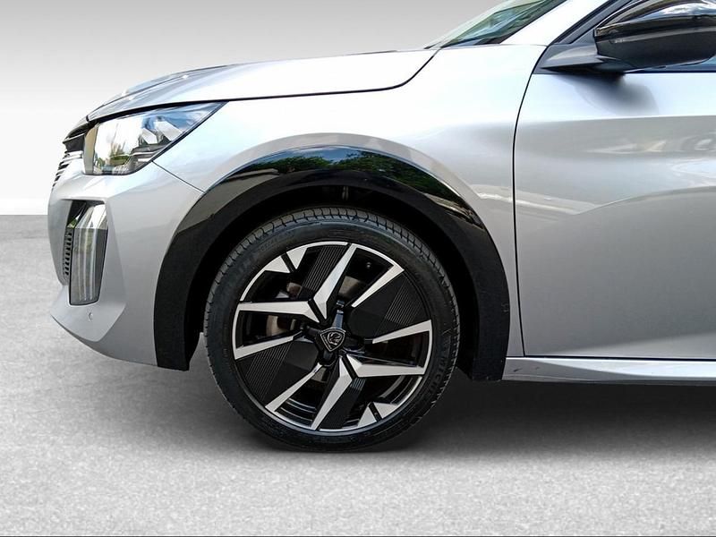 Usata Peugeot 208 GT 101 CV (74 kW) 2024 Grigio Utilitaria
