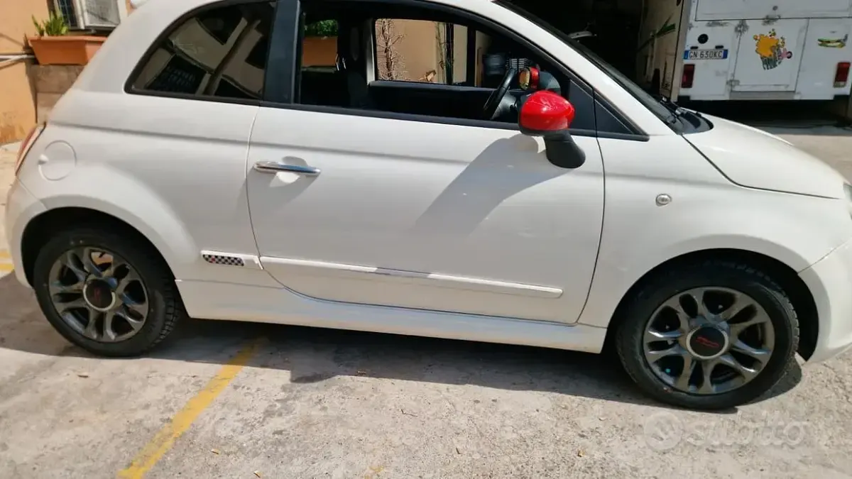 Usata Fiat 500 69 CV (50 kW) 2015 Bianco Utilitaria