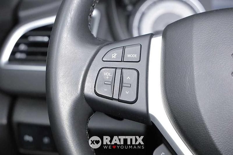 Usata Suzuki SX4 S-Cross 140 CV (102 kW) 2023 Rosso siviglia SUV