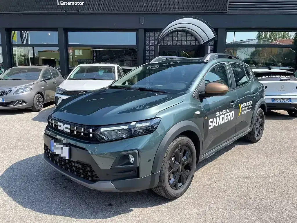 Nuova Dacia Sandero Extreme 122 CV (89 kW) 2026 Verde Berlina