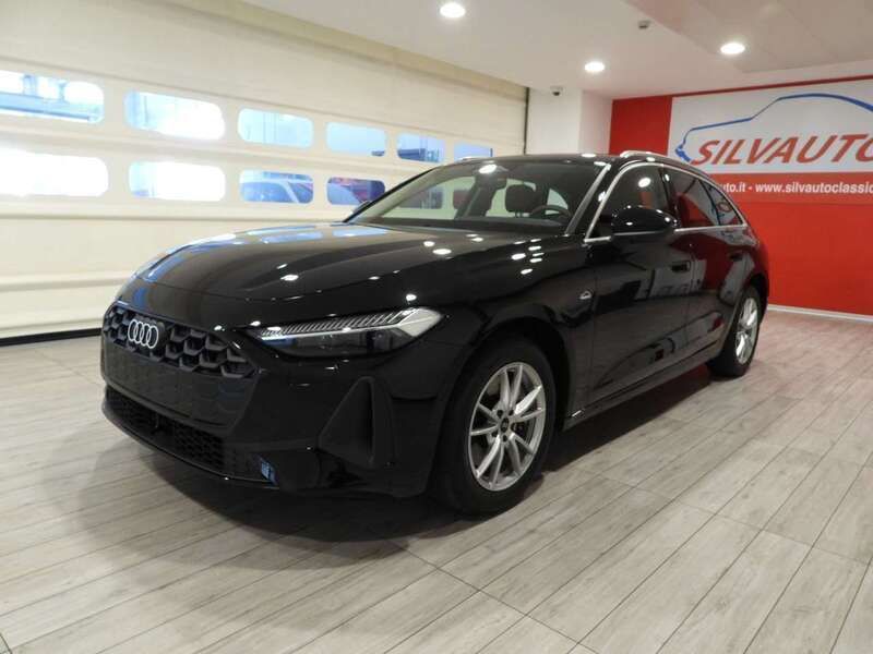 Nuova Audi A5 Business 204 CV (150 kW) 2025 Bianco arkona Coupé