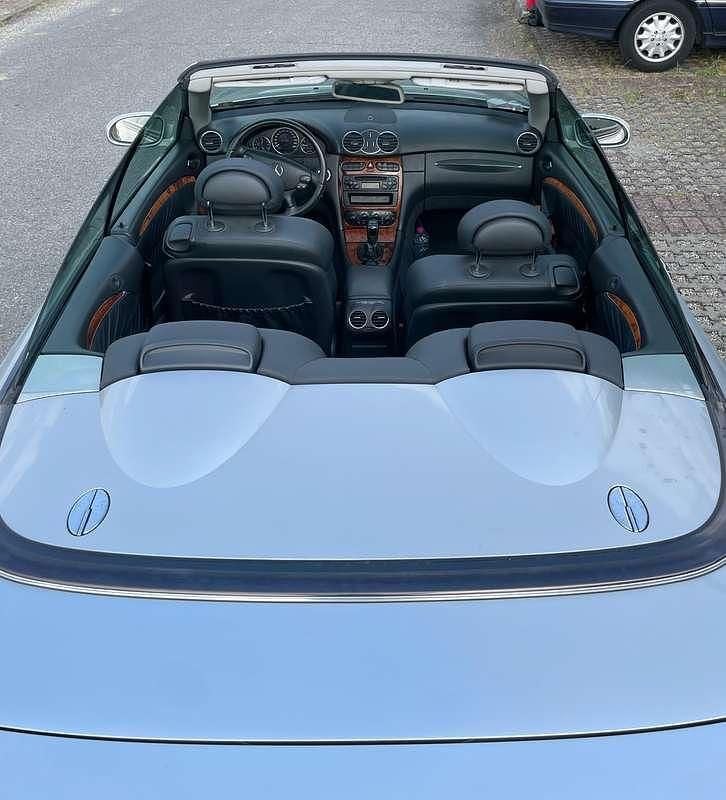 Usata Mercedes CLK200 Elegance 163 CV (119 kW) 2004 Argento Cabrio