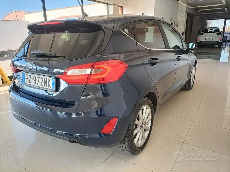Usata Ford Fiesta Titanium 86 CV (63 kW) 2019 Blu Utilitaria
