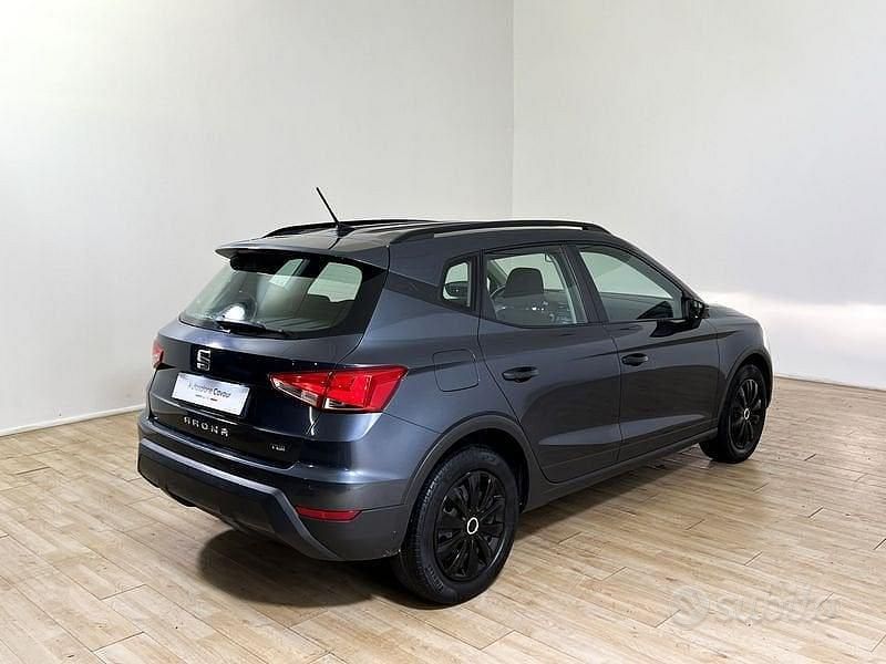 Usata Seat Arona Reference 90 CV (66 kW) 2021 Grigio SUV