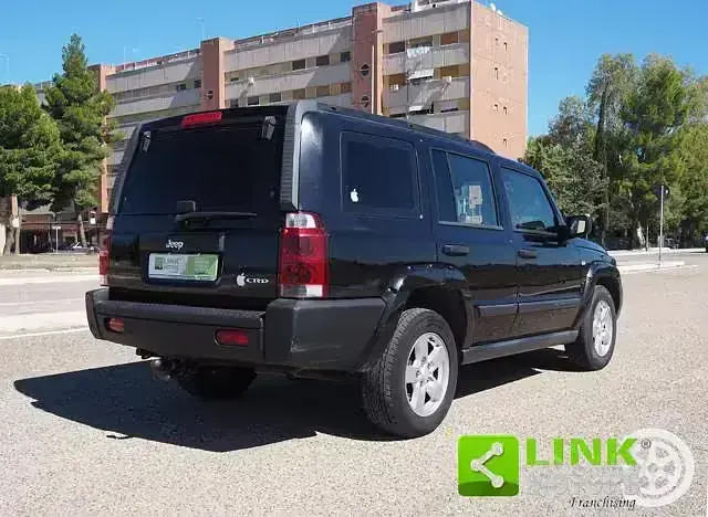 Usado Jeep Commander Limited 218 CV (160 kW) 2006 Negro SUV