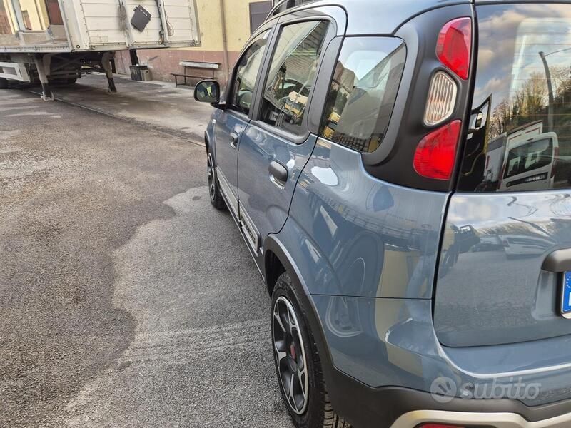 Usata Fiat Panda Cross Cross 69 CV (50 kW) 2022 Blu Utilitaria