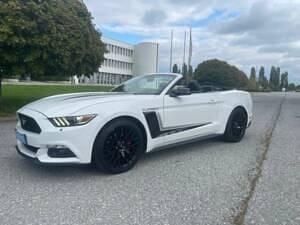 Usata Ford Mustang 317 CV (233 kW) 2016 Bianco Cabrio
