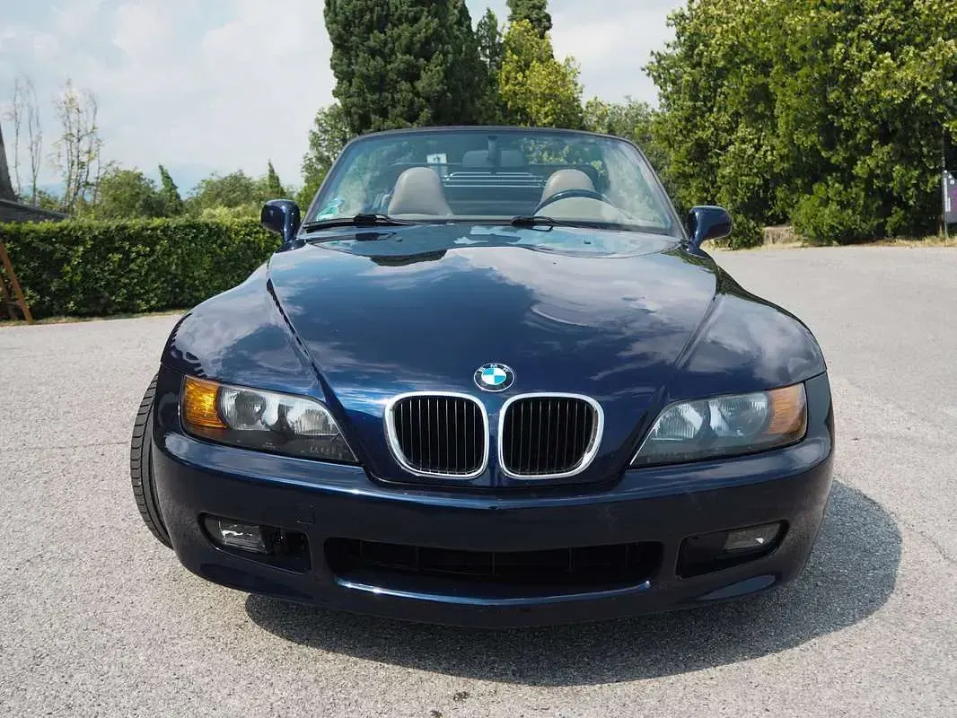 Usata BMW Z3 Efficient Dynamics 116 CV (85 kW) 1997 Blu/azzurro Cabrio