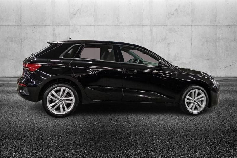 Usata Audi A3 e-tron Design 204 CV (150 kW) 2023 Nero metallizzato Utilitaria