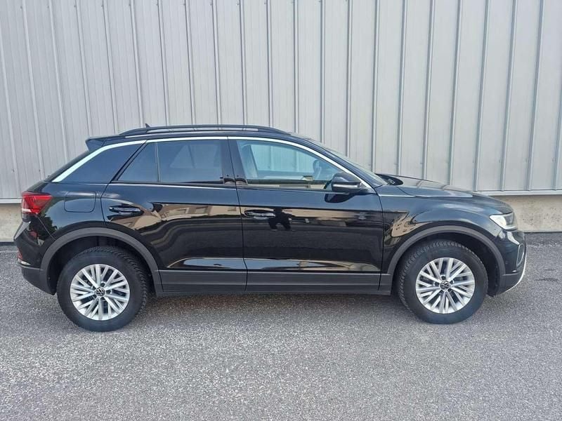 Używany VW T-Roc 150 KM (110 kW) 2022 Czarny SUV