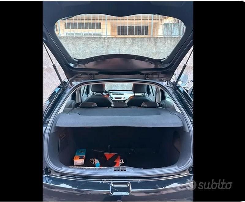 Usata Citroën C3 61 CV (44 kW) 2015 Nero Utilitaria