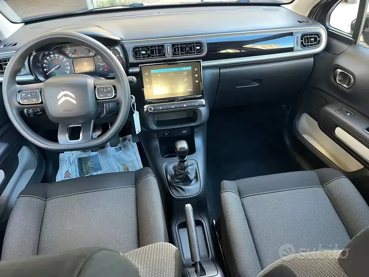 Usata Citroën C3 Feel 102 CV (75 kW) 2022 Grigio Utilitaria