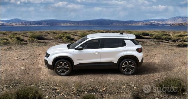Nuova Jeep Avenger Summit 100 CV (73 kW) 2025 SUV