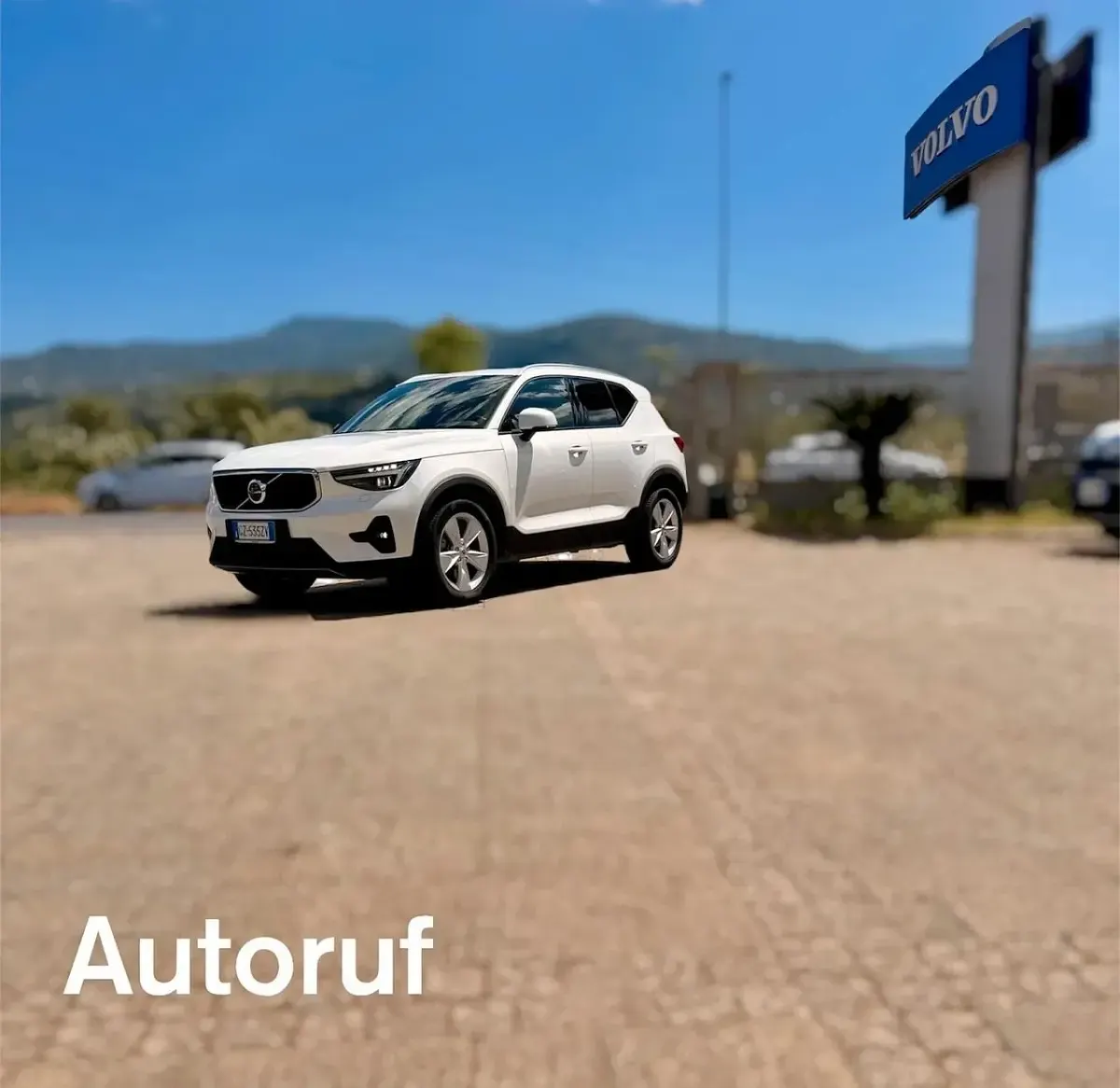 Usata Volvo XC40 163 CV (119 kW) 2025 Bianco SUV