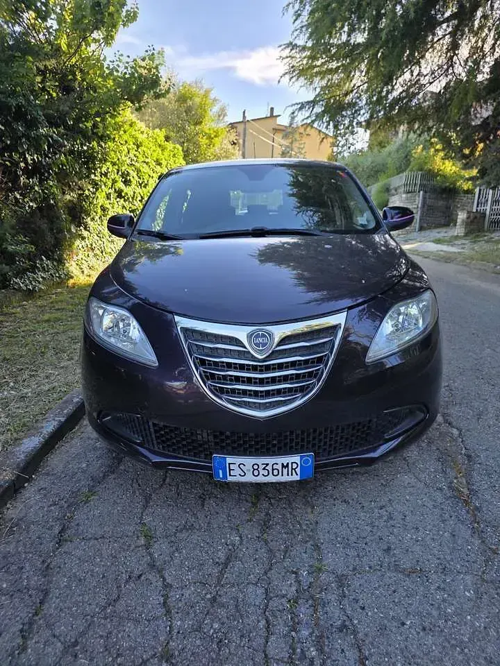 Usata Lancia Ypsilon 69 CV (50 kW) 2013 Other Utilitaria