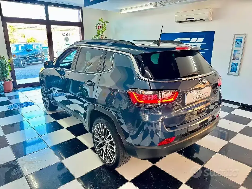 Usata Jeep Compass Limited 131 CV (96 kW) 2023 Bluazzurro SUV