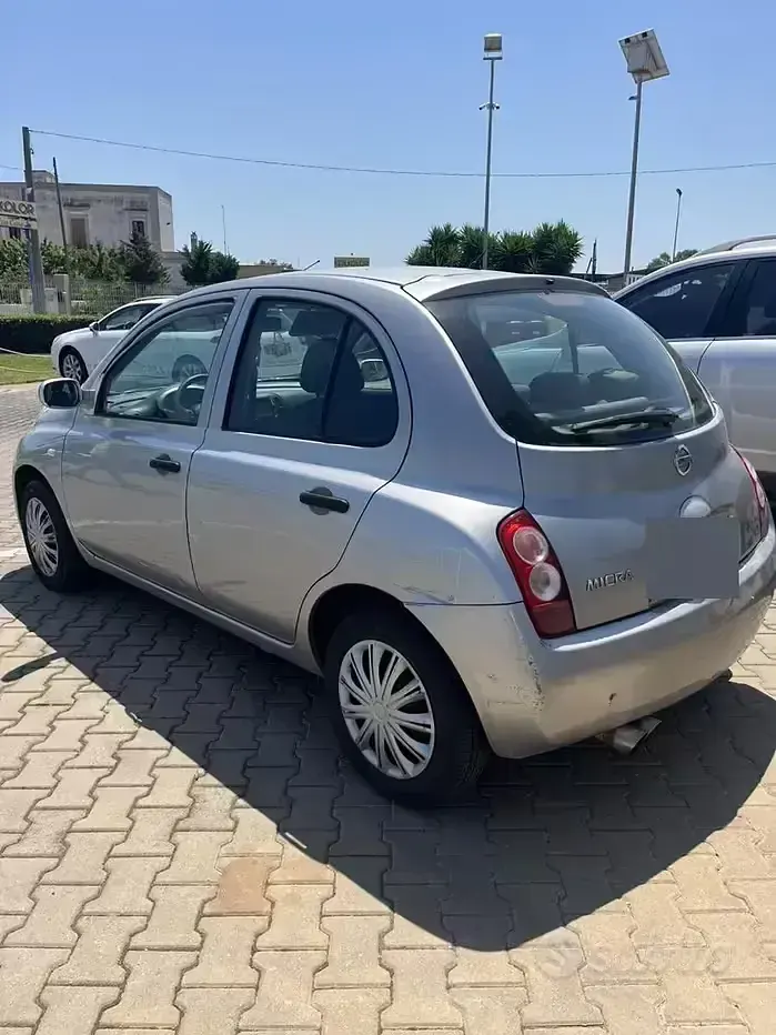 Usata Nissan Micra 80 CV (58 kW) 2004 Grigio Utilitaria