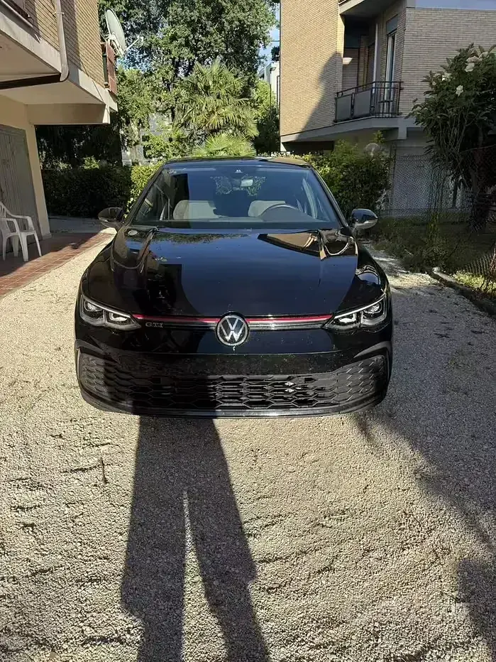 Usata VW Golf VIII GTI 245 CV (180 kW) 2021 Nero Utilitaria