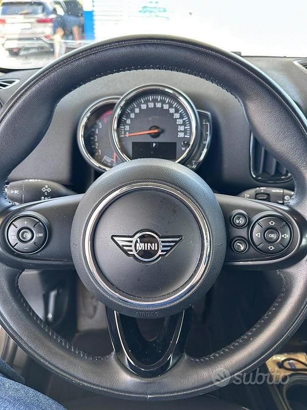 Usata Mini Countryman 150 CV (110 kW) 2019 Grigio SUV
