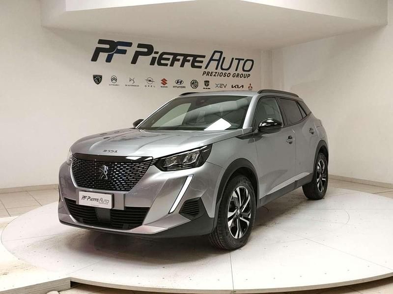 Grigio Usata 2023 Peugeot 2008 Allure SUV | 20.900 € (Buon prezzo) - Immagine 1/4