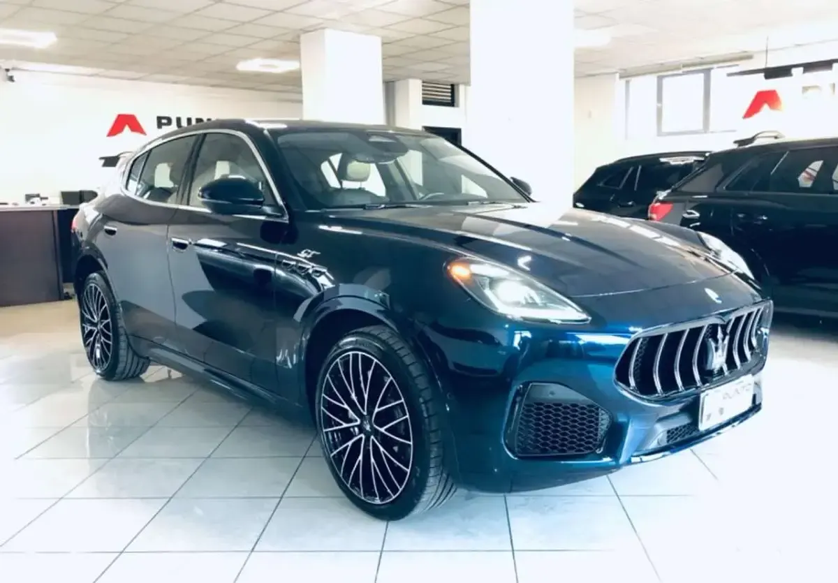 Usata Maserati Grecale GT 300 CV (220 kW) 2023 Blu SUV