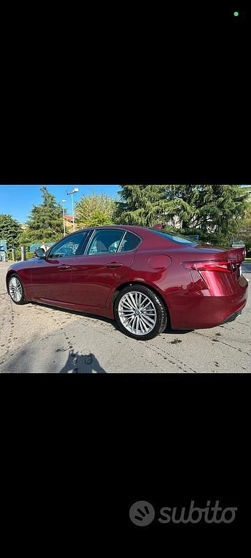 Usata Alfa Romeo Giulia 150 CV (110 kW) 2018 Berlina