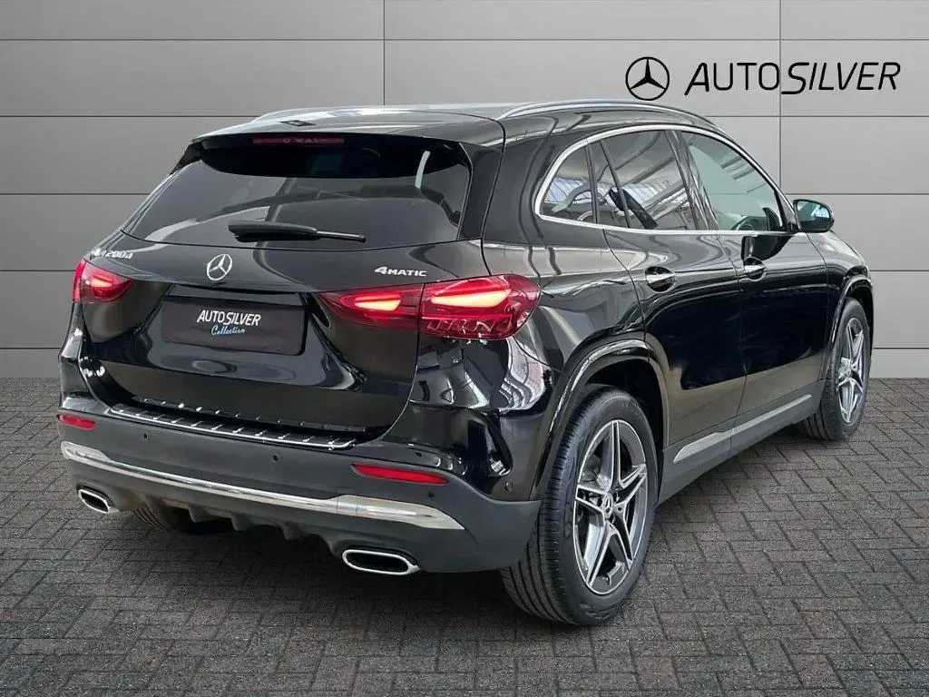 Nuova Mercedes GLA200 Advanced Plus 150 CV (110 kW) 2025 Nero / metallizzato SUV