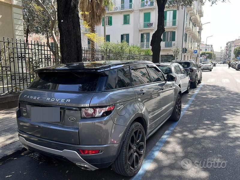Usata Land Rover Range Rover evoque 190 CV (139 kW) 2014 Grigio SUV