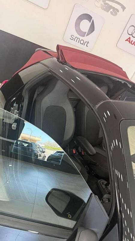 Usata Smart ForTwo Electric Drive 41 kW (56 CV) 2022 Nero Cabrio