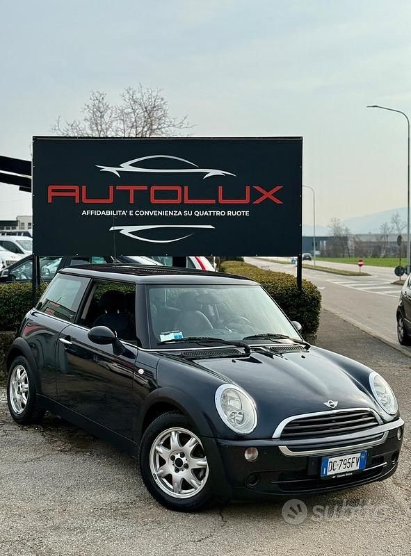Usata Mini ONE Seven 90 CV (66 kW) 2006 Nero Utilitaria