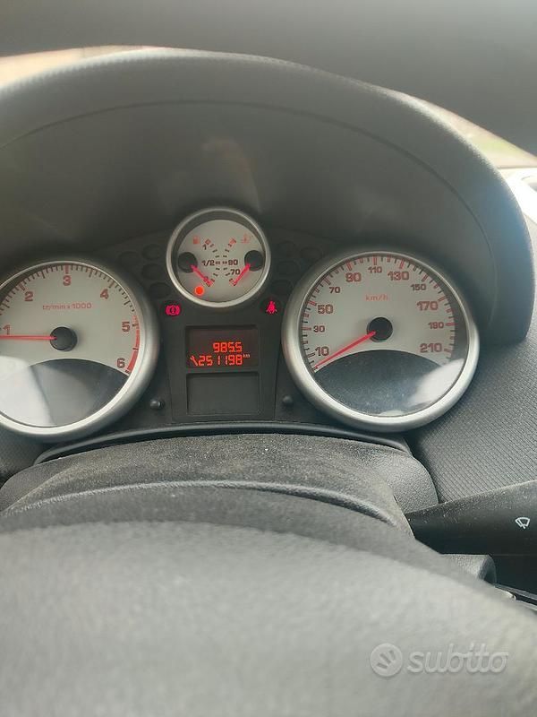 Usata Peugeot 207 88 CV (64 kW) 2009 Rosso Berlina