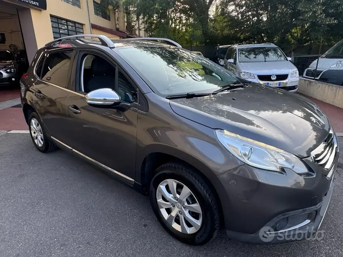 Usata Peugeot 2008 Crossway 120 CV (88 kW) 2016 Grigio SUV