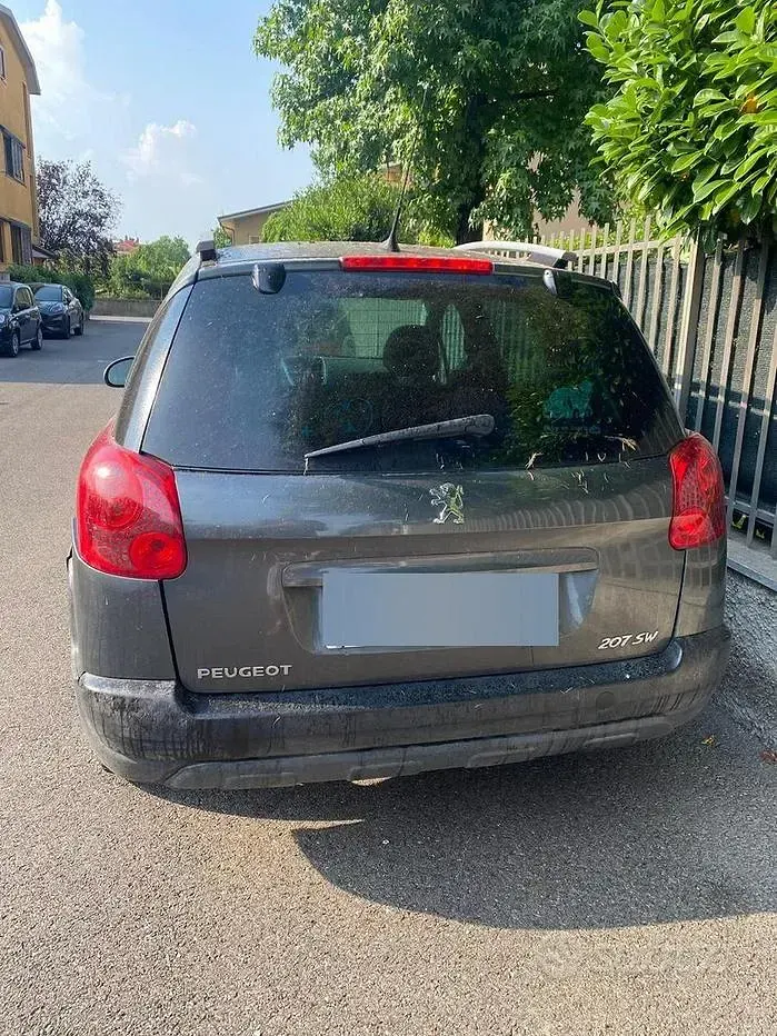 Usata Peugeot 207 95 CV (69 kW) 2009 Grigio Station wagon