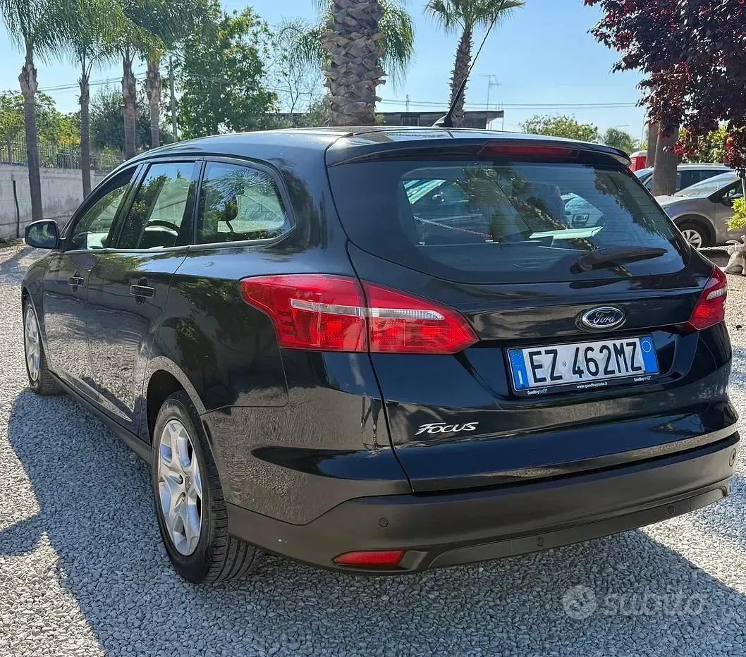 Usata Ford Focus Titanium 120 CV (88 kW) 2015 Nero Station wagon