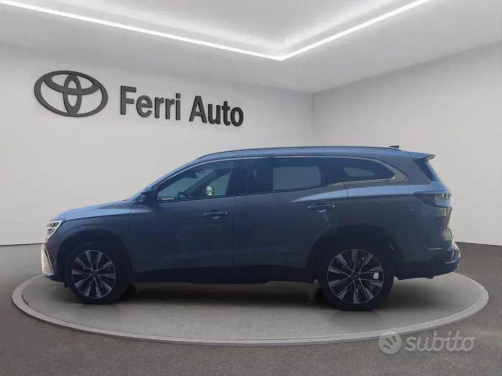 Usata Renault Espace Techno 200 CV (147 kW) 2024 Grigio SUV