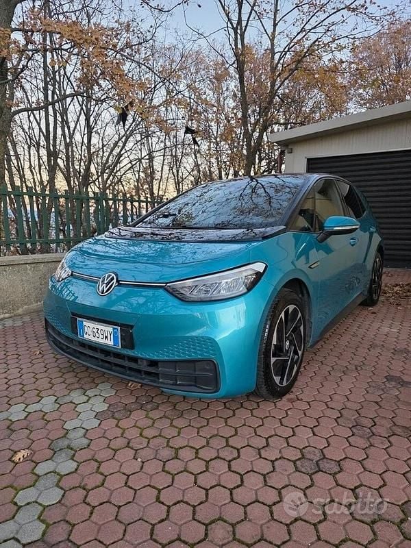 Verde Usata 2020 VW ID.3 Utilitaria | 16.200 € (Buon prezzo) - Immagine 1/4