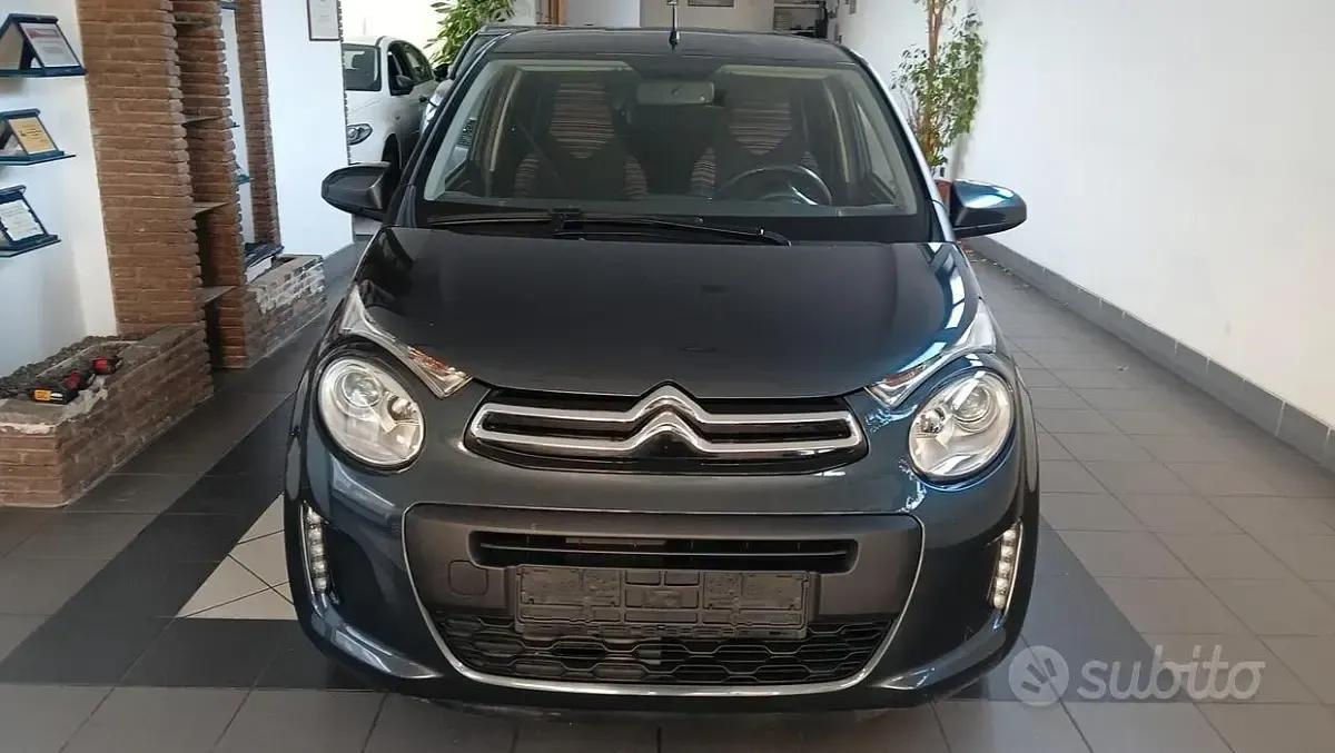 Usata Citroën C1 Shine 72 CV (52 kW) 2021 Grigio Utilitaria