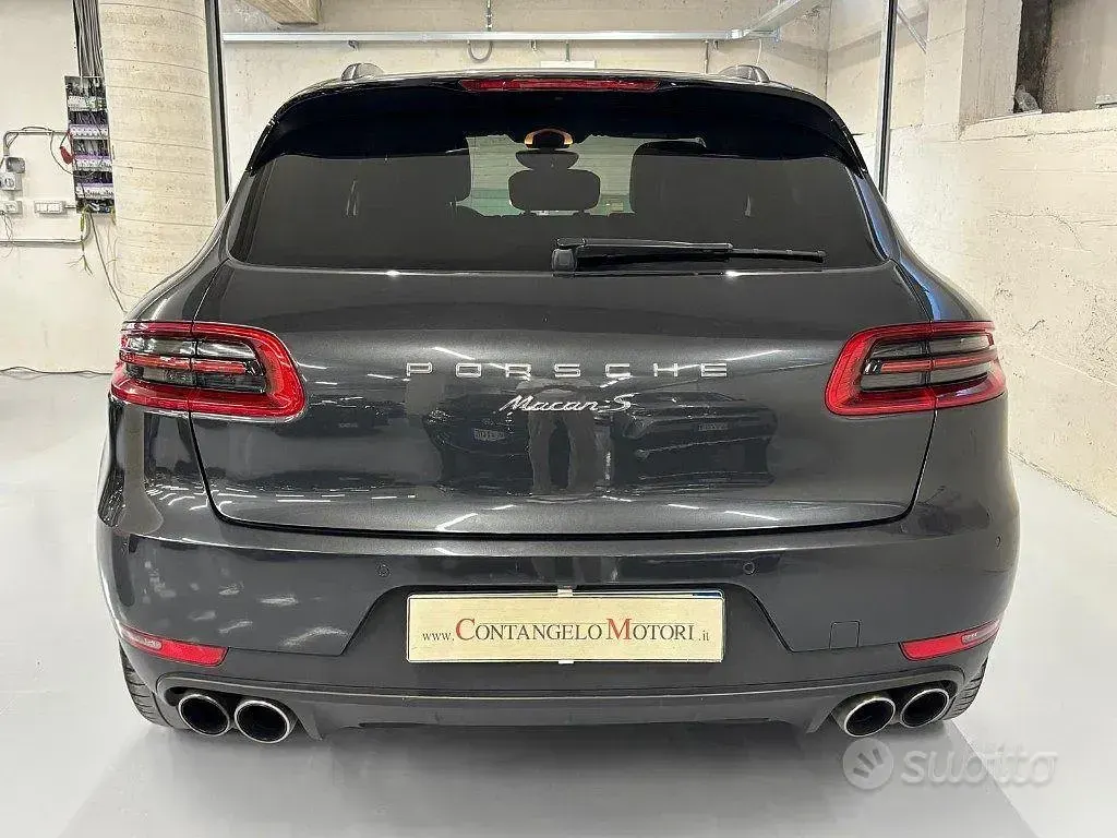 Usata Porsche Macan 250 CV (183 kW) 2016 Grigio scuro SUV