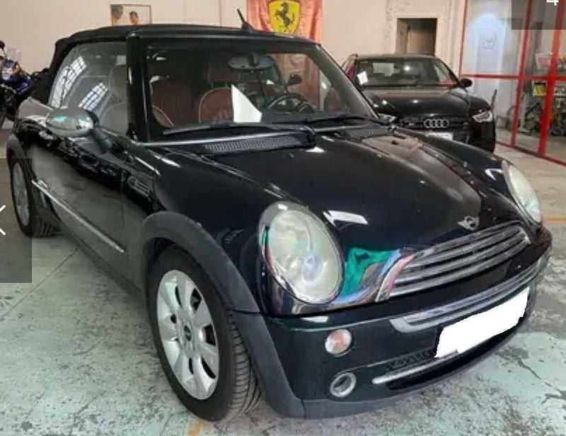 Usata Mini Cooper Cabriolet 116 CV (85 kW) 2006 Nero Cabrio