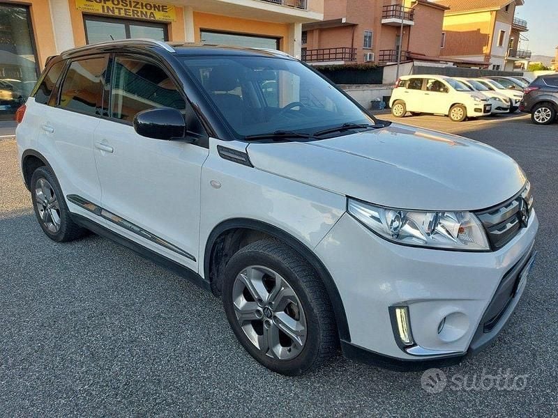 Usata Suzuki Vitara 120 CV (88 kW) 2016 Bianco SUV