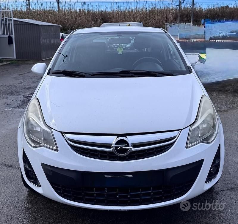Usata Opel Corsa 86 CV (63 kW) 2011 Other Utilitaria