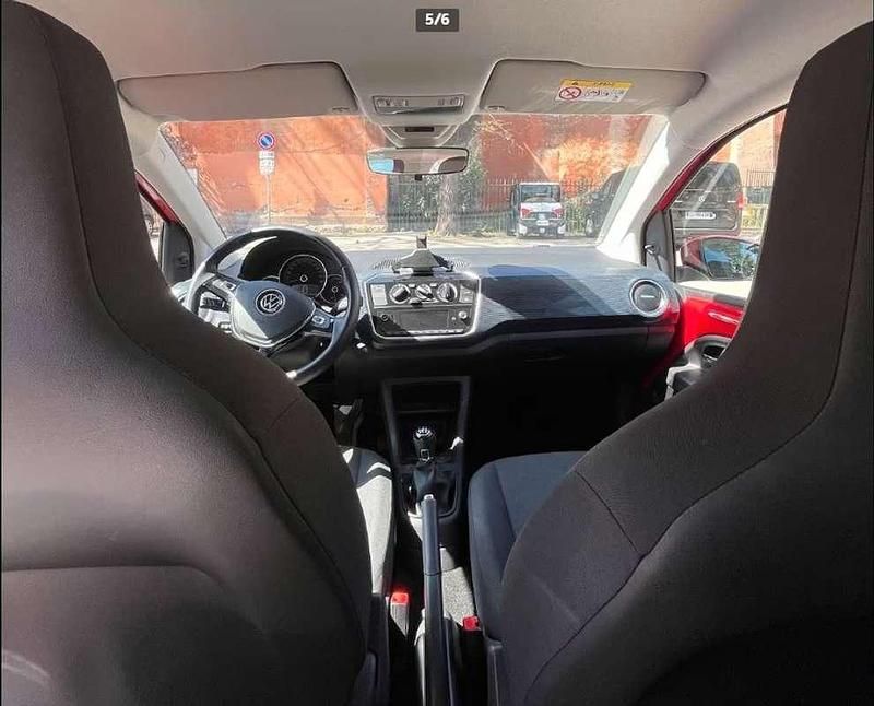 Usata VW up! Move 65 CV (47 kW) 2022 Rosso Utilitaria