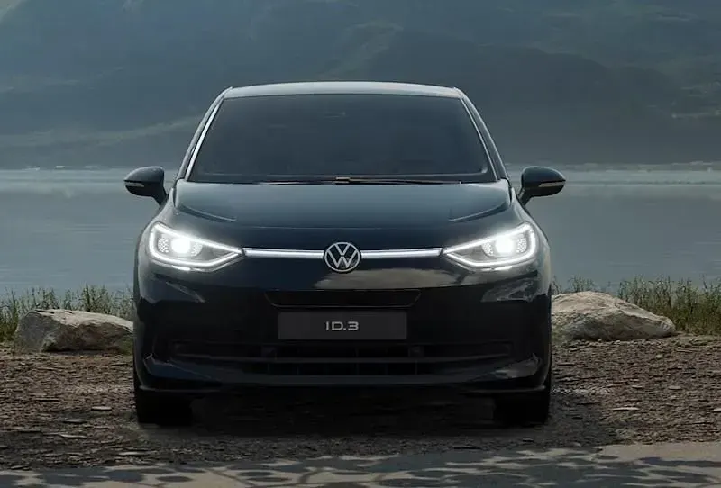 Nuova VW ID.3 Pro 150 kW (204 CV) 2026 Grenadill black Utilitaria