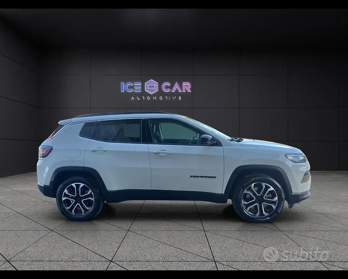 Gebraucht Jeep Compass Limited 131 PS (96 kW) 2023 Weiß SUV