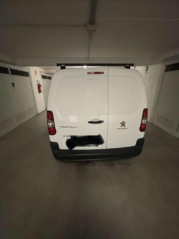 Usata Peugeot TePee Active 75 CV (55 kW) 2020 Station wagon