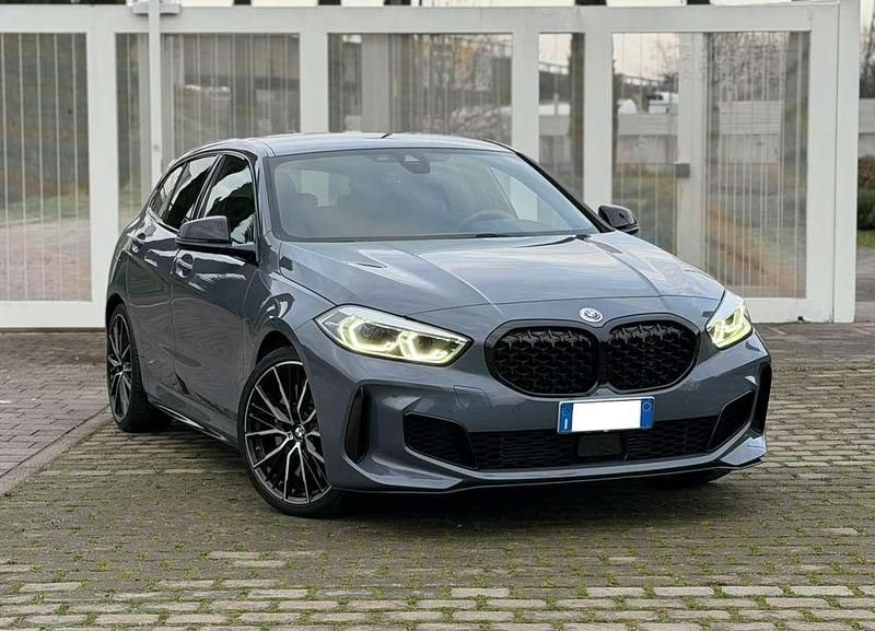 Grigio Usata 2020 BMW M135 Efficient Dynamics Due volumi | 29.500 € (Ottimo prezzo) - Immagine 1/3