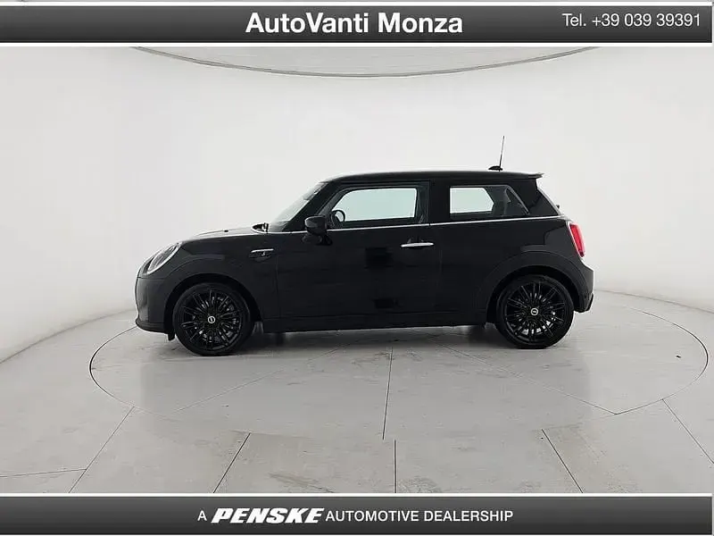 Usata Mini Cooper SE 135 kW (184 CV) 2023 Nero Utilitaria