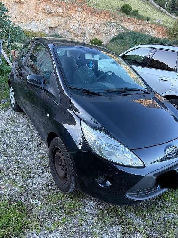 Usata Ford Ka Titanium 69 CV (50 kW) 2016 Berlina